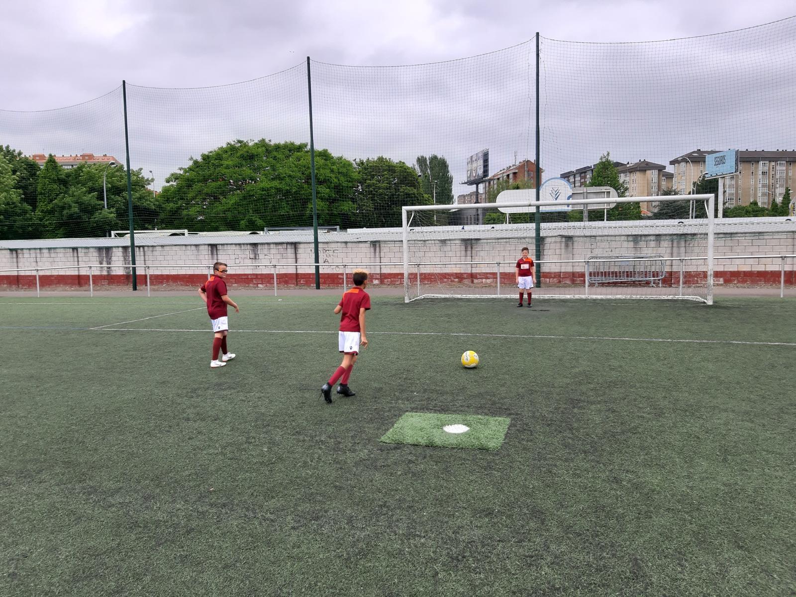 Entrenamiento de partido en el Campus Donato
